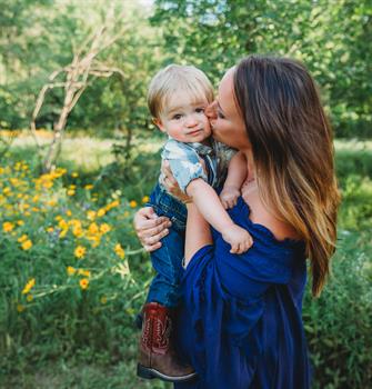 Des Moines, Iowa Family Photographer
