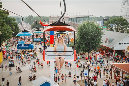 Des Moines, Iowa Seniors Photographer